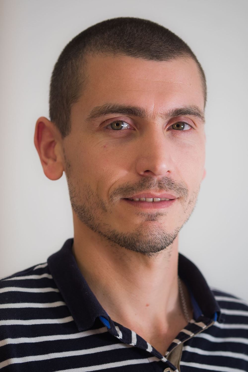 Dr. Miguel Frada
